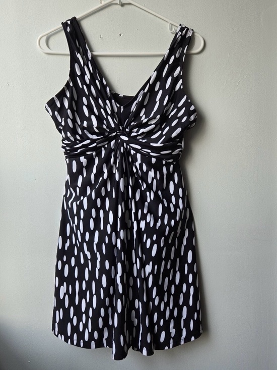 Shapermint Other - Shapermint Lg Swim Dress Black White Spots Flattering Excellent Quality Slimming